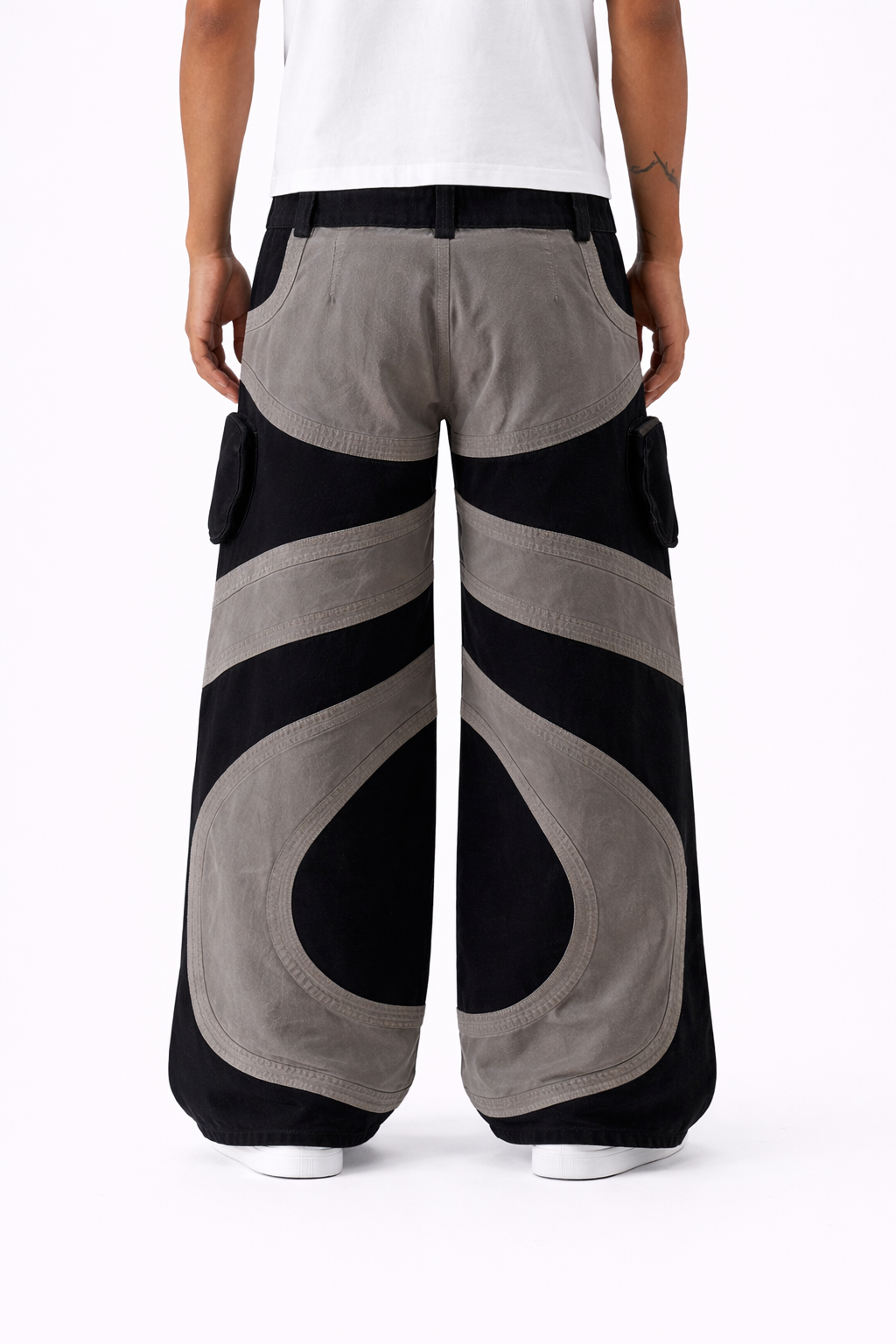 Avero Wide-Leg Cargo Pant