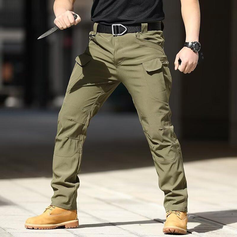 The Sentinel Tactical Cargo Pant in Green