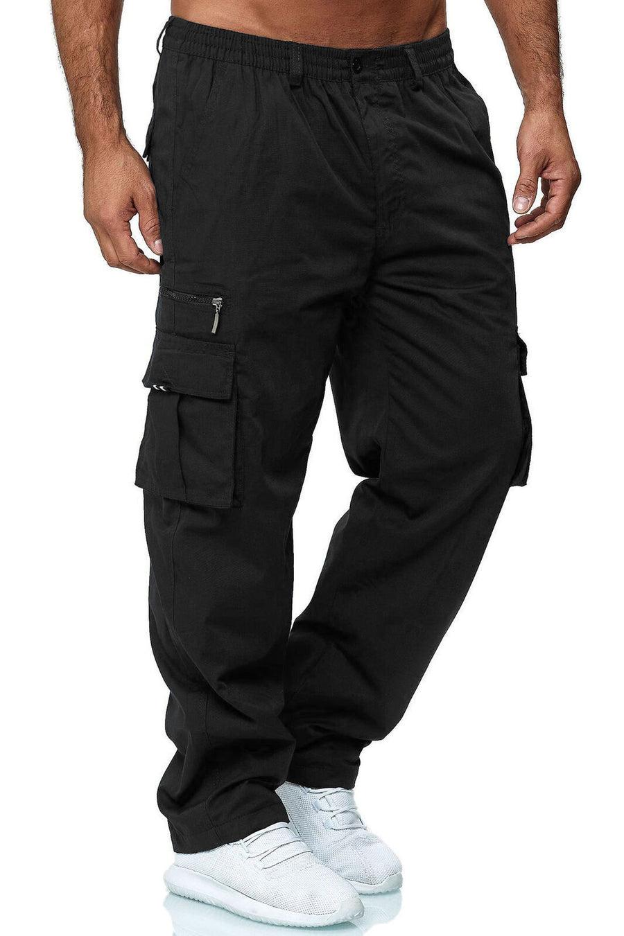 The Titan Tactical Cargo Pant in Black
